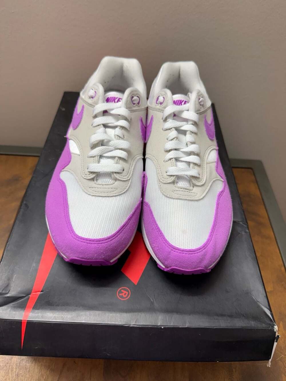 Nike Air Max 1 Fuchsia Dream Women's Size 9 Men’s 7.5 White Grey Purple - Picture 2 of 5